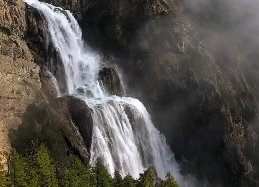Suligad waterfall